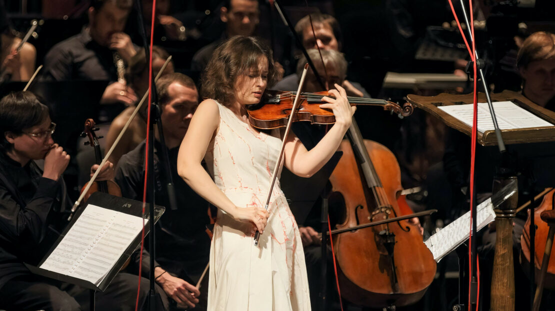 Patricia Kopatchinskaja and musicAeterna